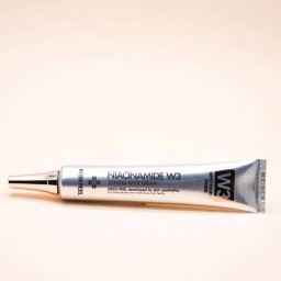 Осветляющий точечный крем с ниацинамидом Medi-Peel Niacinamide W3 Toning Spot Cream 50 мл