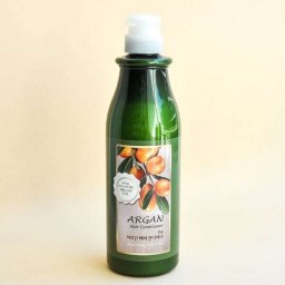 Кондиционер для поврежденных волос с маслом арганы Welcos Confume Argan Hair Conditioner 750 мл